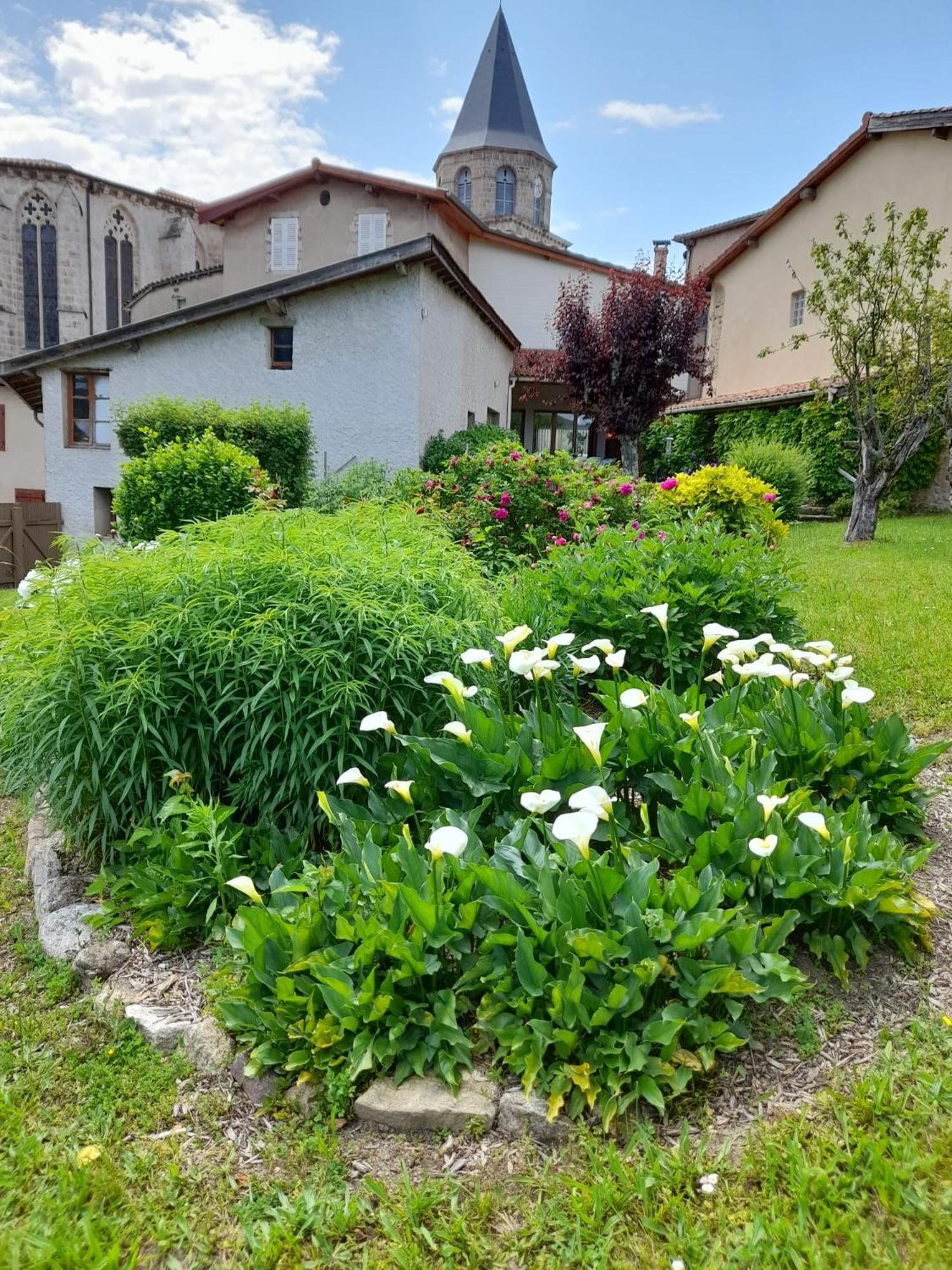 Le Jardin De Chignore Vollore-Ville Екстер'єр фото